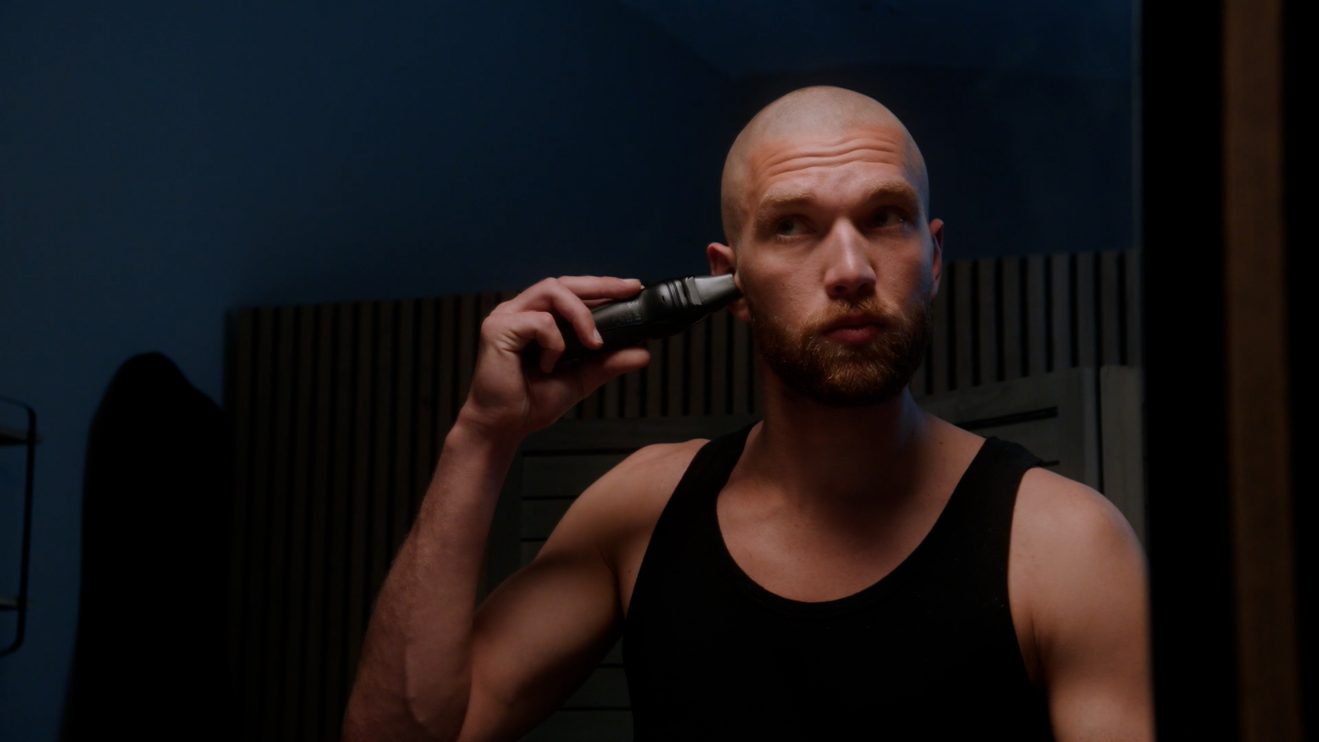 Man shaving his face