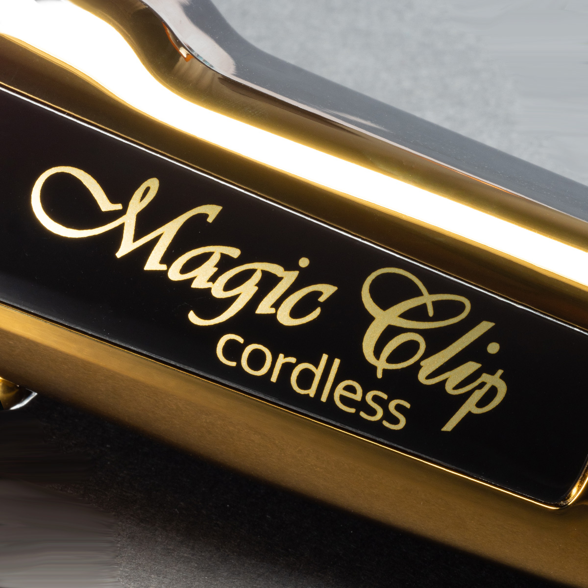 Cordless magic clip trimmer