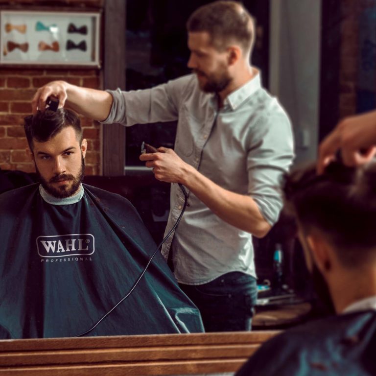 Wahl Hairdressers Capes Gowns Hair Salon & Barbers Equipment